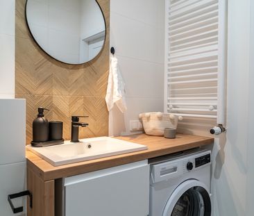 Łódź Łódź-Śródmieście, ul. Pomorska - Photo 2