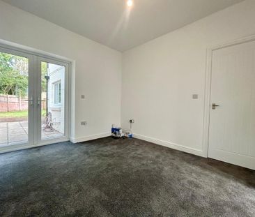 2 bedroom semi-detached house to rent - Photo 4
