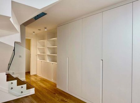 Lisboa, Lisbon - Photo 2