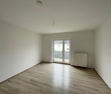 Zentrale und gut geschnittene 3-Zimmer-Wohnung mit Balkon in Hemer ... - Photo 1