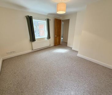 2 bedroom house to rent - Photo 1