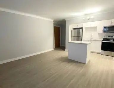 Newly Renovated 1 bedroom | 1113 Second Street West, Cornwall - Photo 1