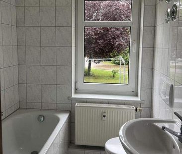 Gemütliche Wohnung mit großer Küche sowie Tageslichtbad mit Wanne! - Photo 1
