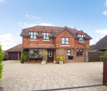 4 bedroom detached house to rent - Photo 4