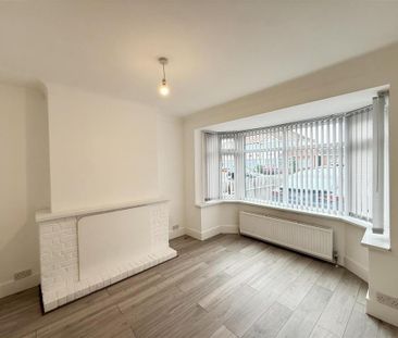 3 bedroom property to rent - Photo 2