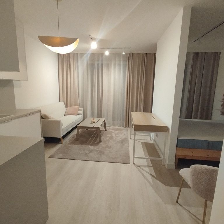 Przytulne mieszkanie, nowy budynek, duży balkon - Фото 1