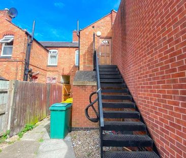 Blaby Road, Leicester, LE18 - Photo 2