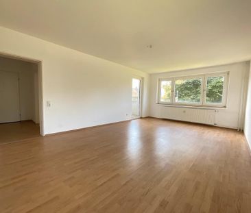 Schöne 3 Zimmerwohnung mit Balkon, frisch renoviert - Photo 1