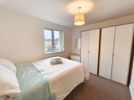 3 Bed Detached House, Addenbrook Road, M8 - Photo 5