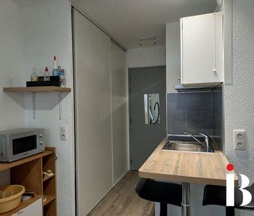 Location Appartement 1 pièce 17m² NANTES 44000 - Photo 3