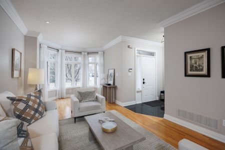 For Lease - 157 St Lawrence Drive, Mississauga, Ontario - Photo 2