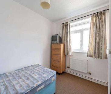 Wessex Close, Kingston, KT1 - Photo 5