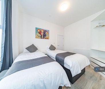 5 bedroom terraced house to rent - Photo 3