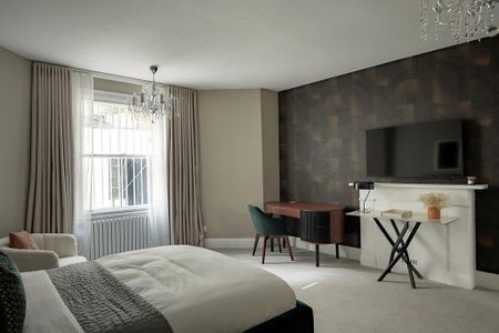 4 bedroom apartment to rent - Photo 4