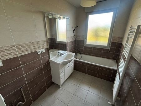 Location Appartement 2 pièces 48m² LA MOTTE SERVOLEX 73290 - Photo 5