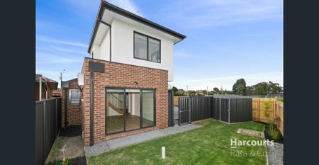 Modern 2-Bedroom Unit in Lalor - Photo 5