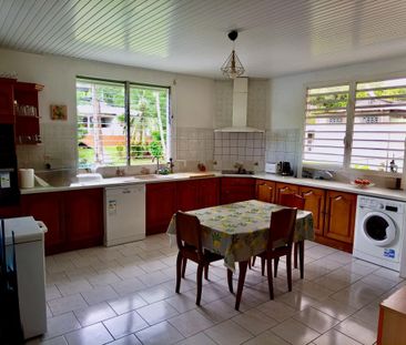 Location Appartement 4 pièces Meublé 93m² LE GOSIER 97190 - Photo 6