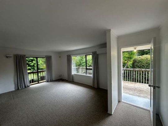 2 Bedrooms Plus Study - Photo 1