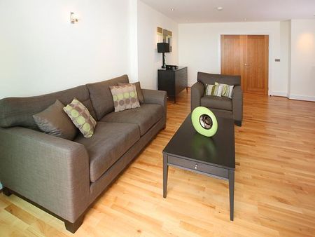 2 bedroom apartment to rent - Photo 2