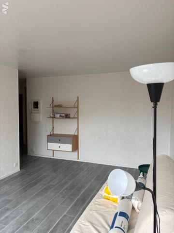 STUDIO MEUBLE AVEC PARKING - Photo 2