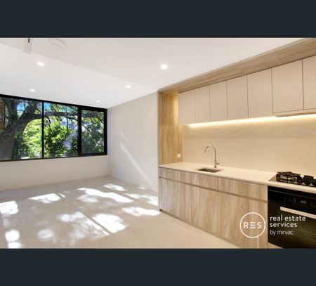 6207/32 Wellington Street, Bondi, NSW 2026 - Photo 3