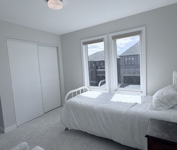 For Lease - 401 Euphoria Crescent, Barrhaven, Ontario - Photo 3
