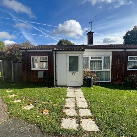 BARSTABLE BASILDON - Photo 1