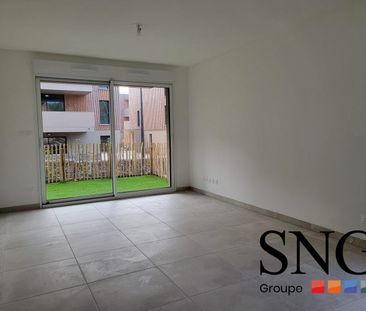 T3 AVEC TERRASSE ET DEUX PARKINGS - Photo 1