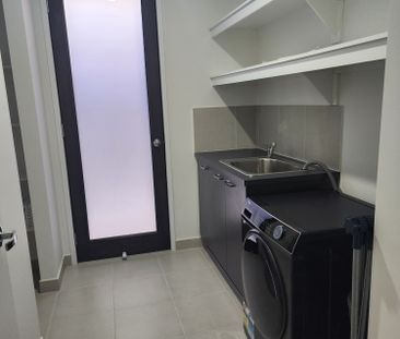 Clyde North - Photo 6