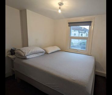 2 Bed Flat, Upper Tollington Park, N4 - Photo 3