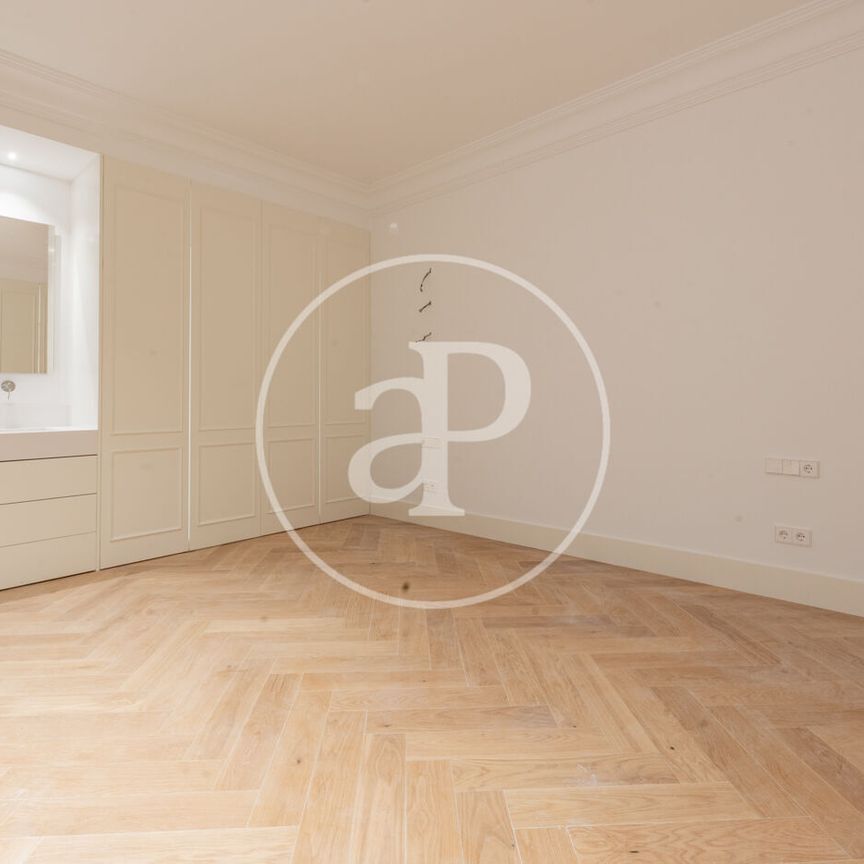 Flat for rent in Chueca - Justicia (Madrid) - Photo 1