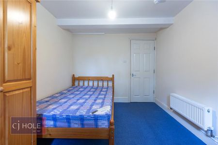 3 bedroom apartment to rent - Photo 5