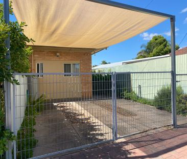 Charming 1 Bedroom Unit in North Eastern Suburbs! - Photo 3