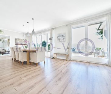 PRESTIGE WITH POOL AND PANORAMIC VIEW – FURNISHED - Photo 5