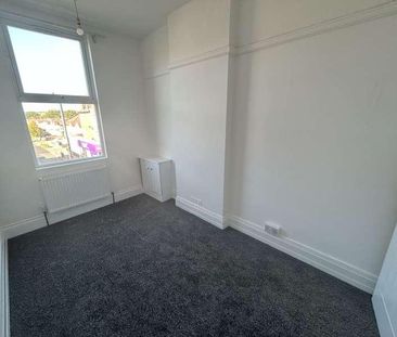 Drayton Waye, Harrow, Greater London, HA3 - Photo 3