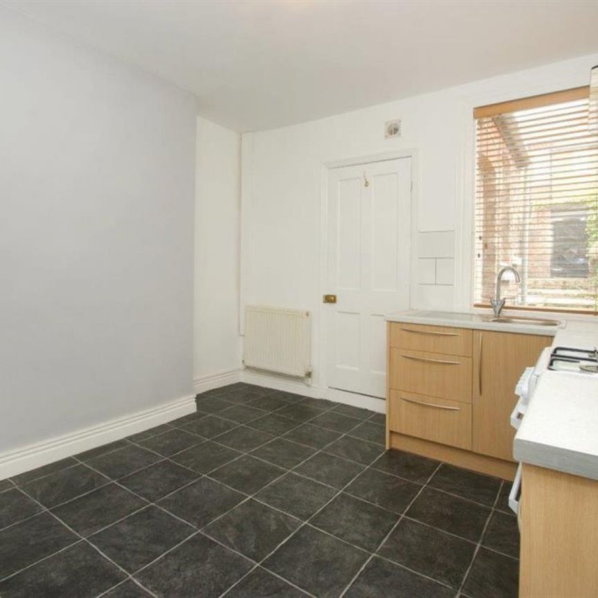 2 bedroom House To Let - Photo 1