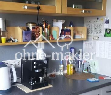 Schöne, helle 2 Zi Wohnung- mit Einbauküche, Balkon und Autostellpl... - Foto 1