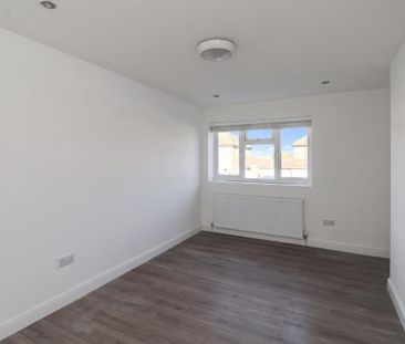 5 bedroom semi-detached house to rent - Photo 1