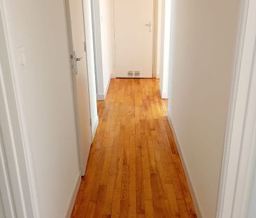 Location Appartement 3 pièces 63m² - Photo 3