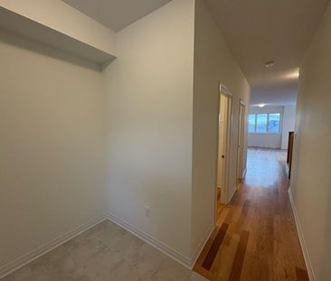 For Lease - 216 Port Crescent, Welland, Ontario - Photo 3
