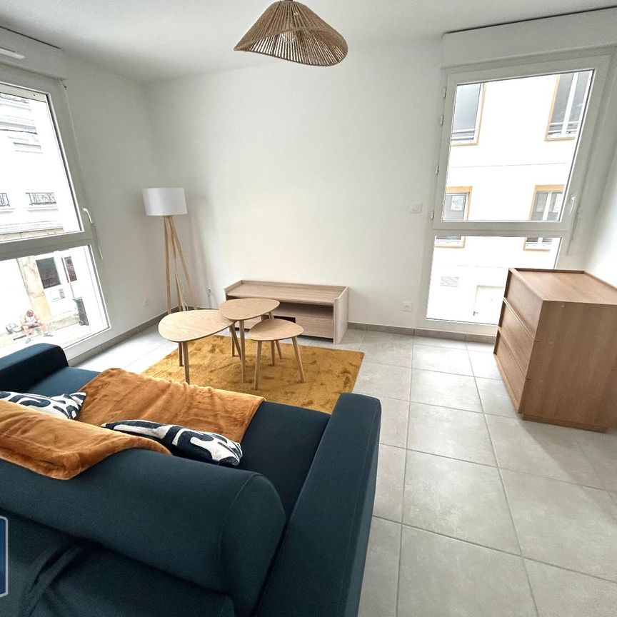 Location Appartement 1 pièce 27m² ST ETIENNE 42000 - Photo 1