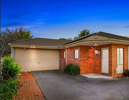 2/24 Henry Street, Melton, VIC 3337 - Photo 4