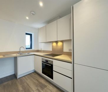 2 bedroom apartment to rent - Photo 4