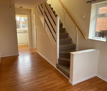 1 bedroom semi-detached house to rent - Photo 3