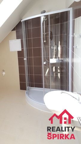 Pronájem bytu 1+kk a garsoniéry 39 m², náměstí Míru , Svitavy - Fotografie 2