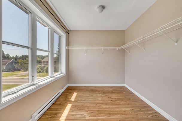 Appartement à louer, Québec (La Haute-Saint-Charles) - Photo 1