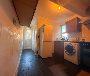 15 Cranbury Road,Eastleigh - Photo 1