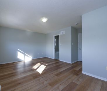 For Lease - 6416 Hampden Woods Road, Mississauga, Ontario - Photo 1