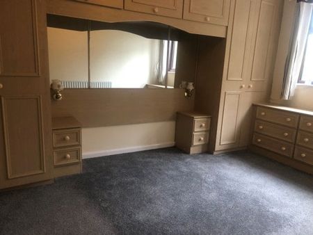 Nightingale Close, WA3 6PD - Photo 3