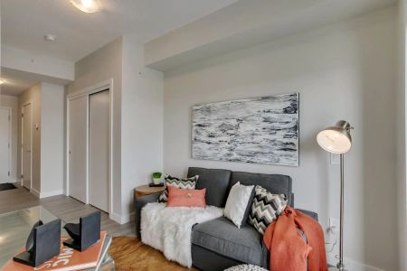 7711 Macleod Trail SW - Kingsland Junction — Jr 1 bed 1 bath - Photo 4